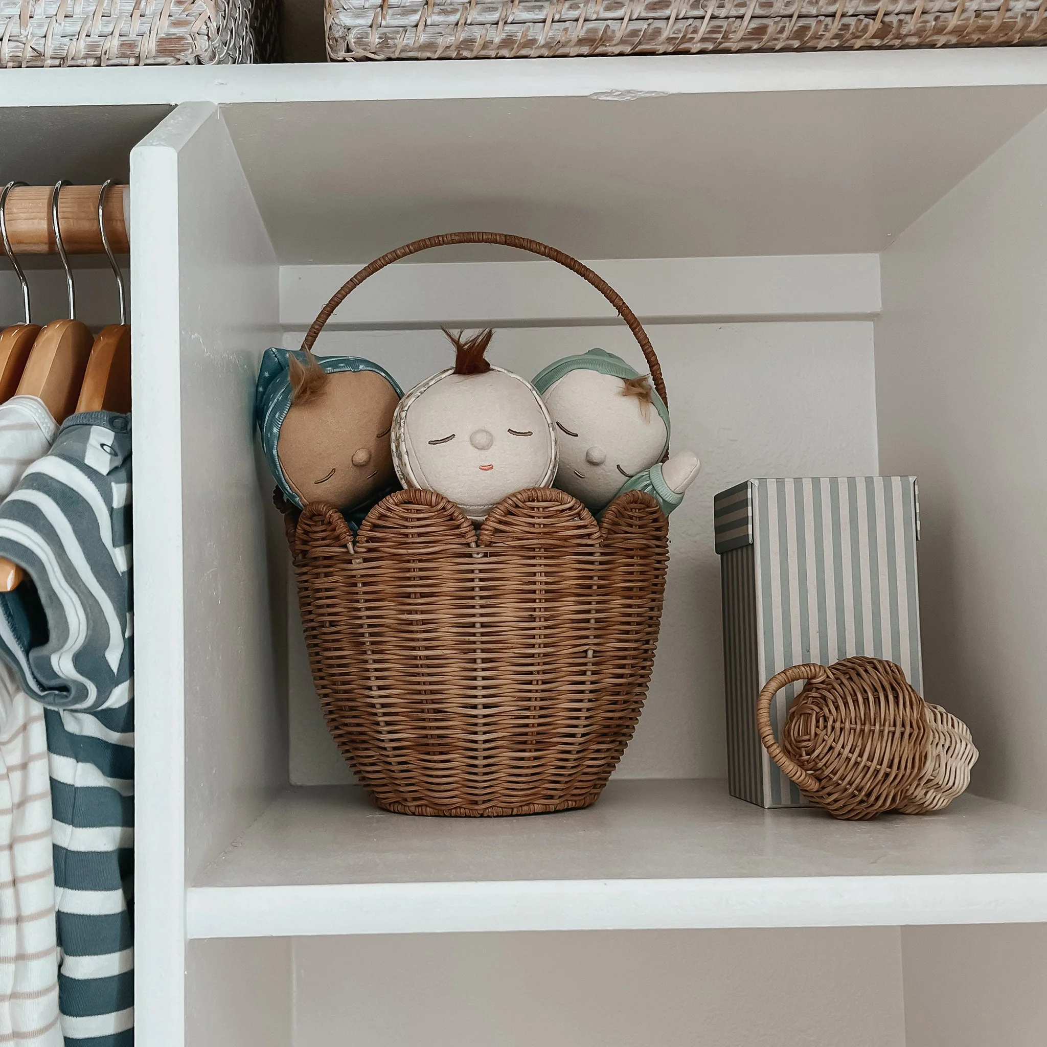 Rattan Tulip Carry Basket - Natural - Image 5